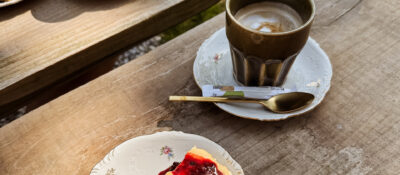 Koffieschenkerij met tulpen selfietuin Zuiderkrib